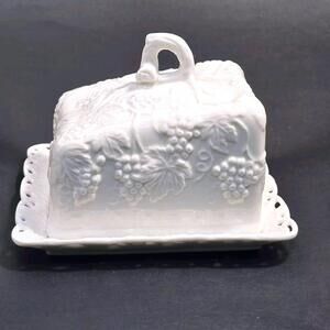 Cheese Butter Covered Dish Porcelain White Grapes Leaves Vines Grace's Teaware